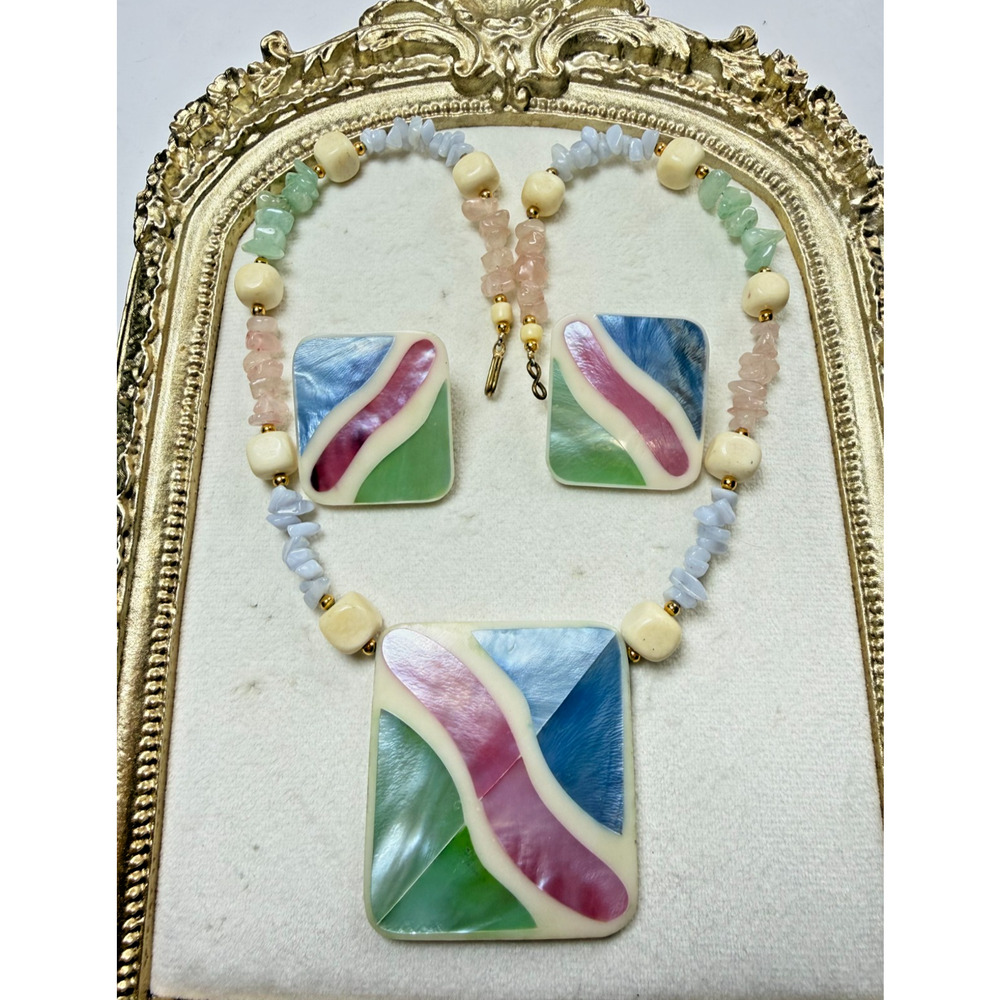 Retro 1980's MOP Inlay Bold Necklace & Earring Set Colorful Pastel Chunky Lucite